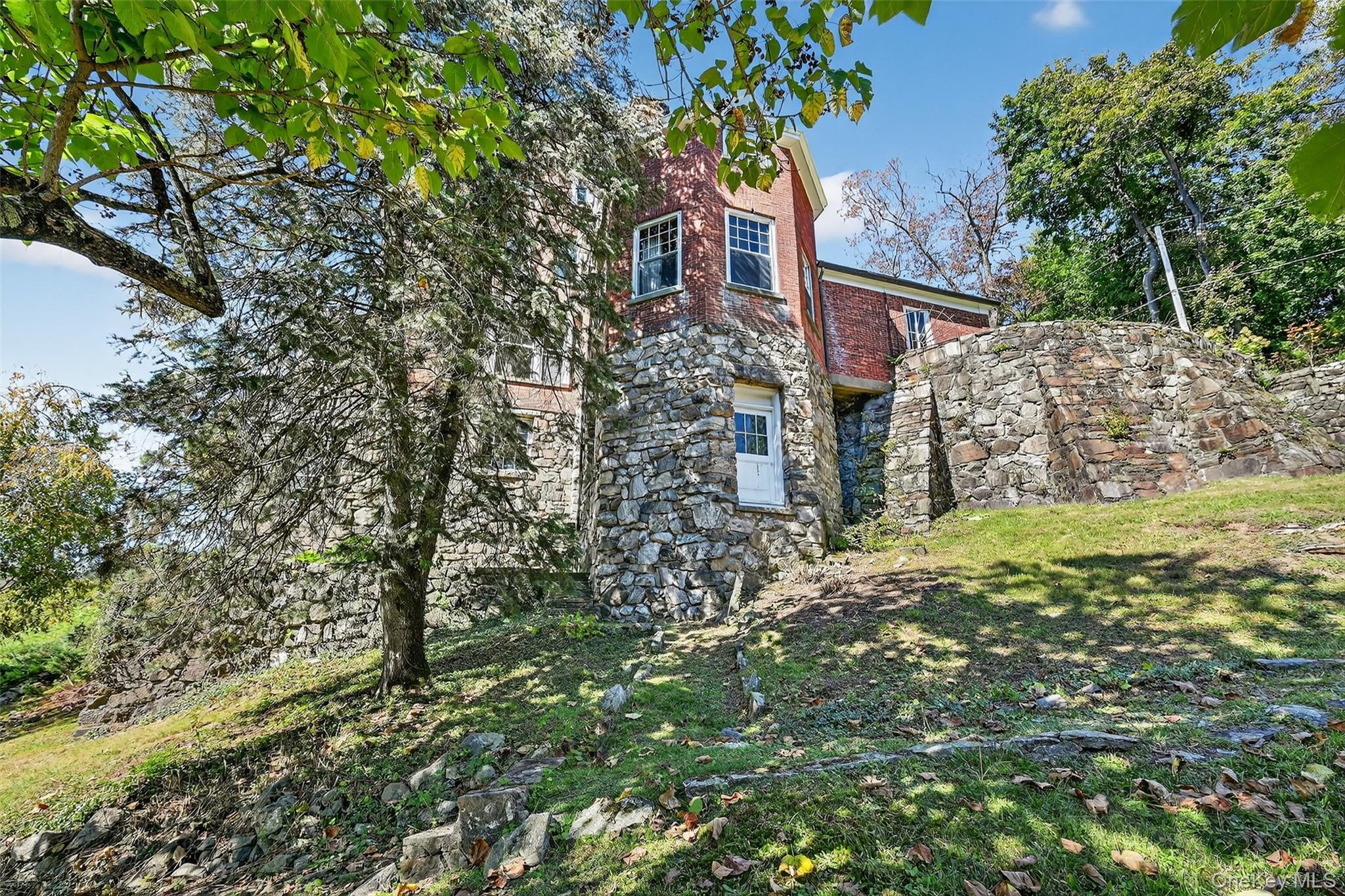 74 Tower Hill Loop E