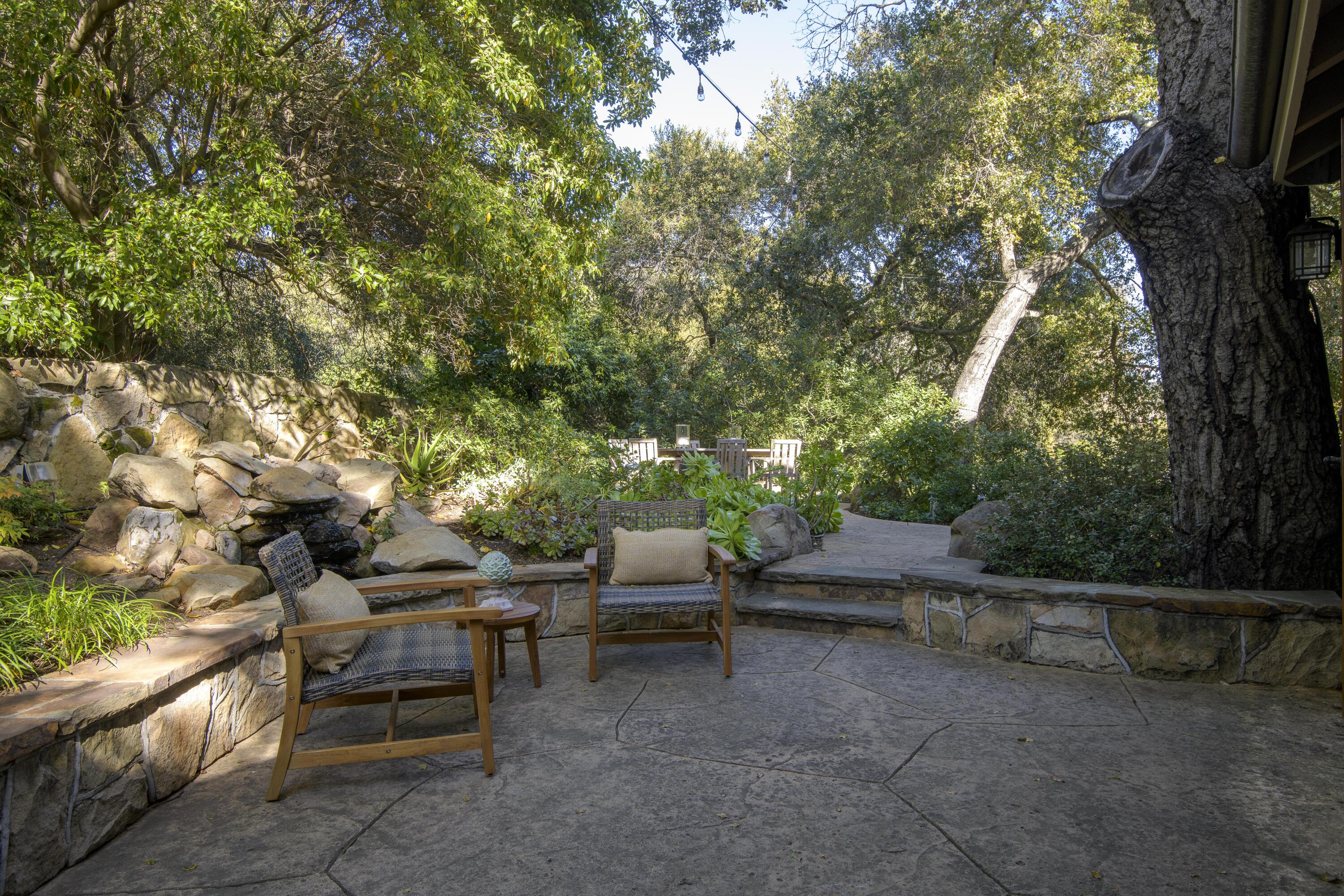 2480 Foothill Road