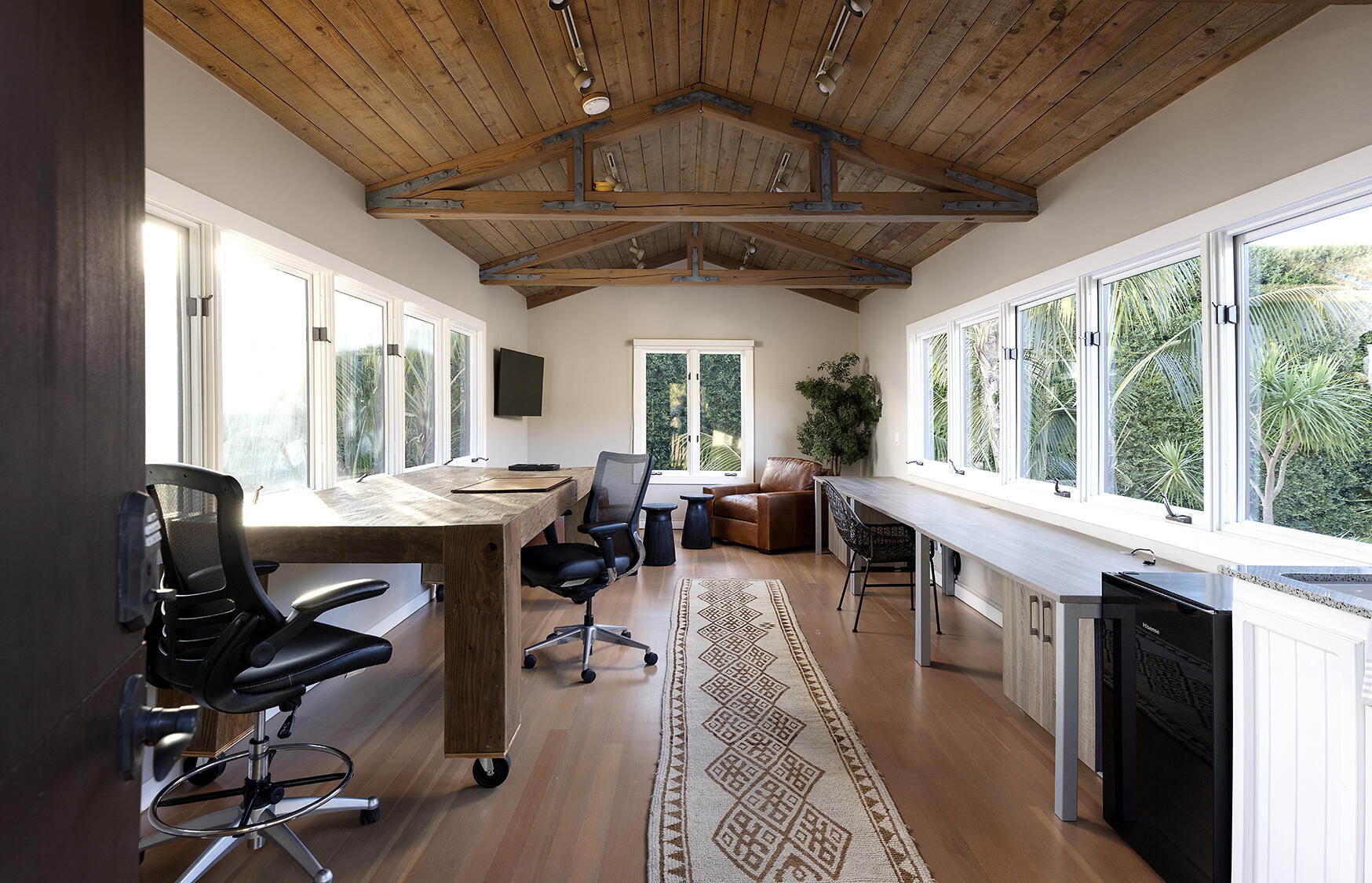 4295 Marina Drive