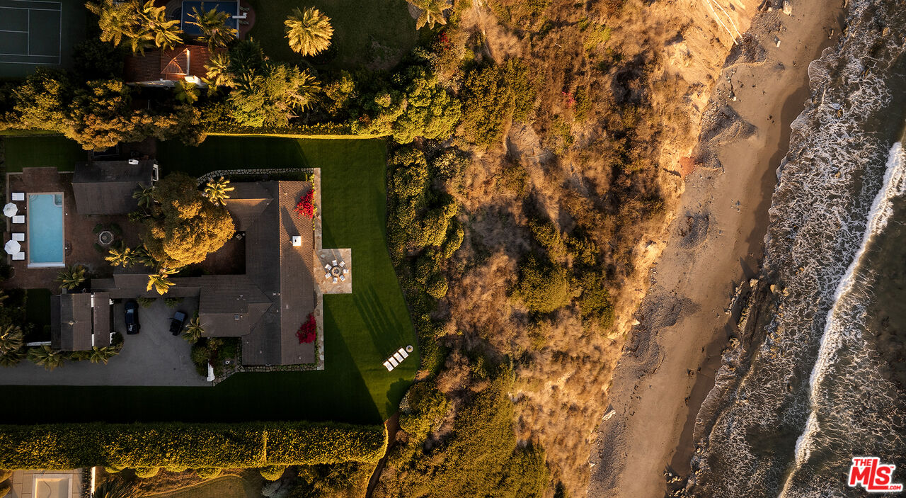 4295 Marina Dr