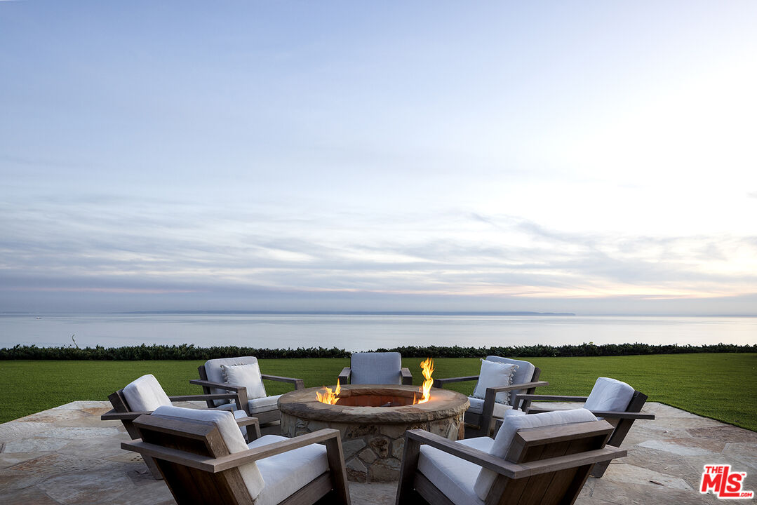 4295 Marina Dr