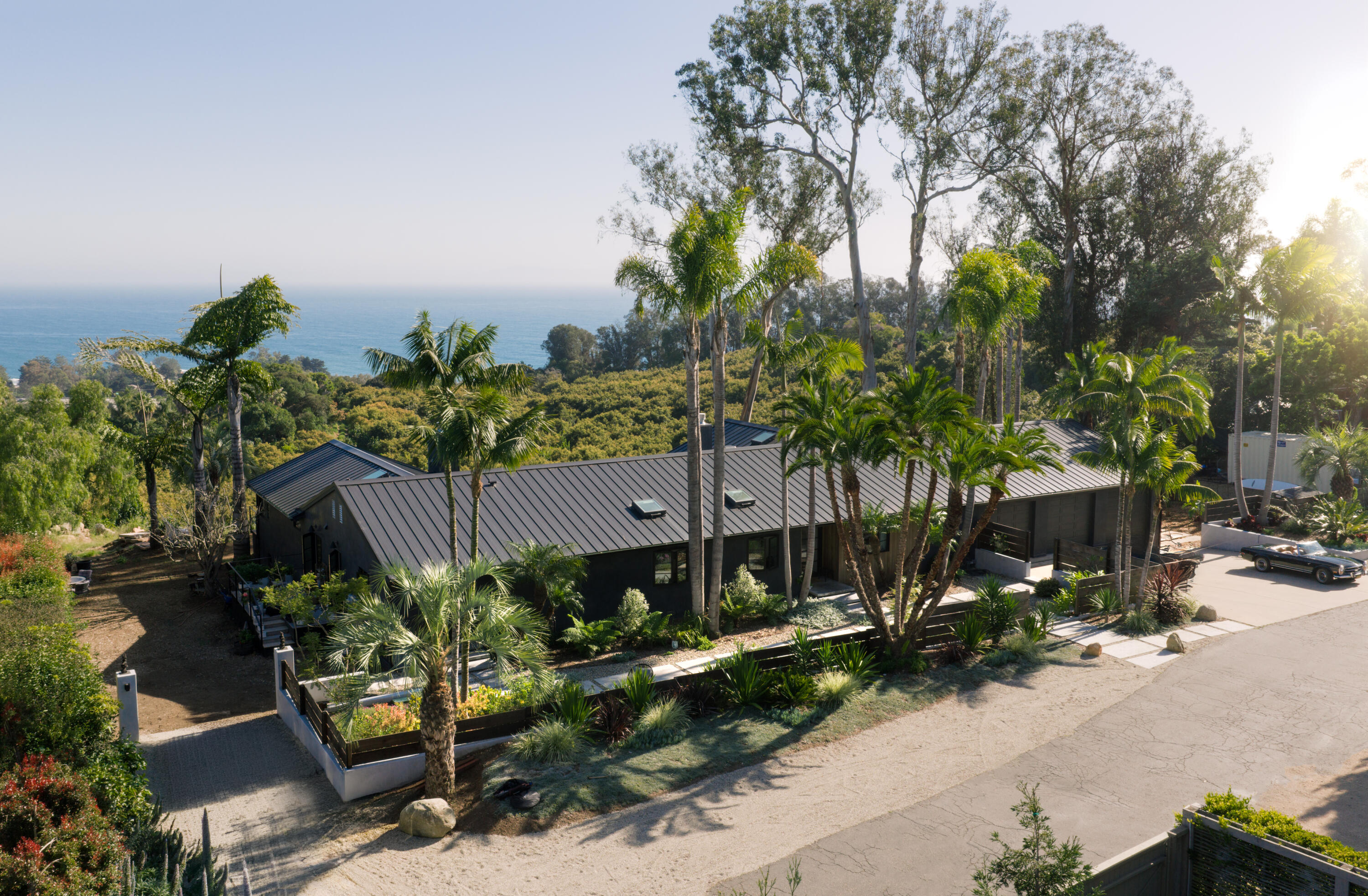 6635 Arozena Lane