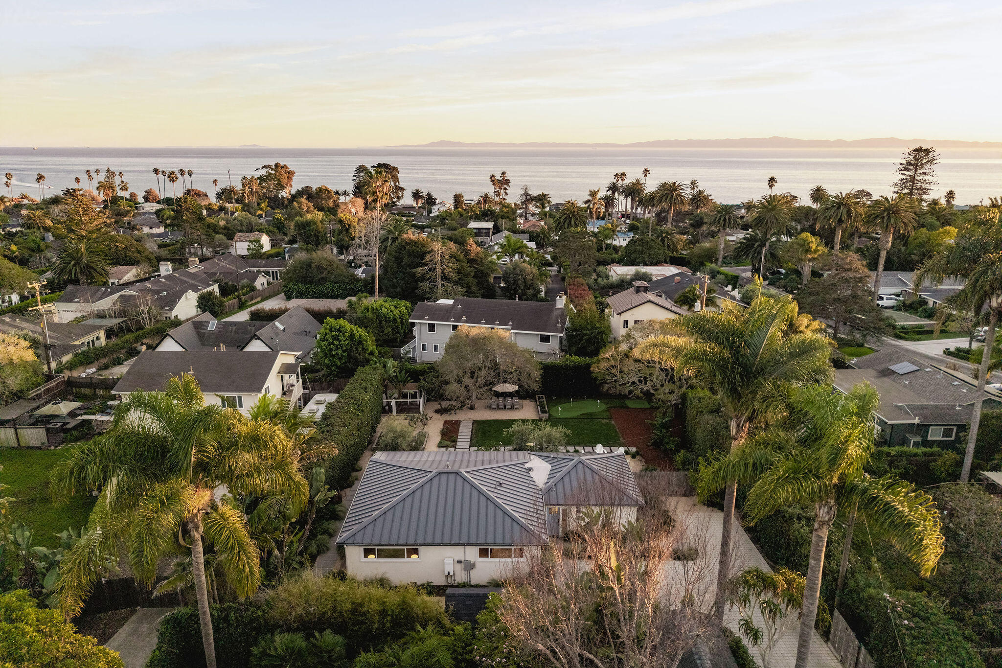 1437 San Miguel Avenue