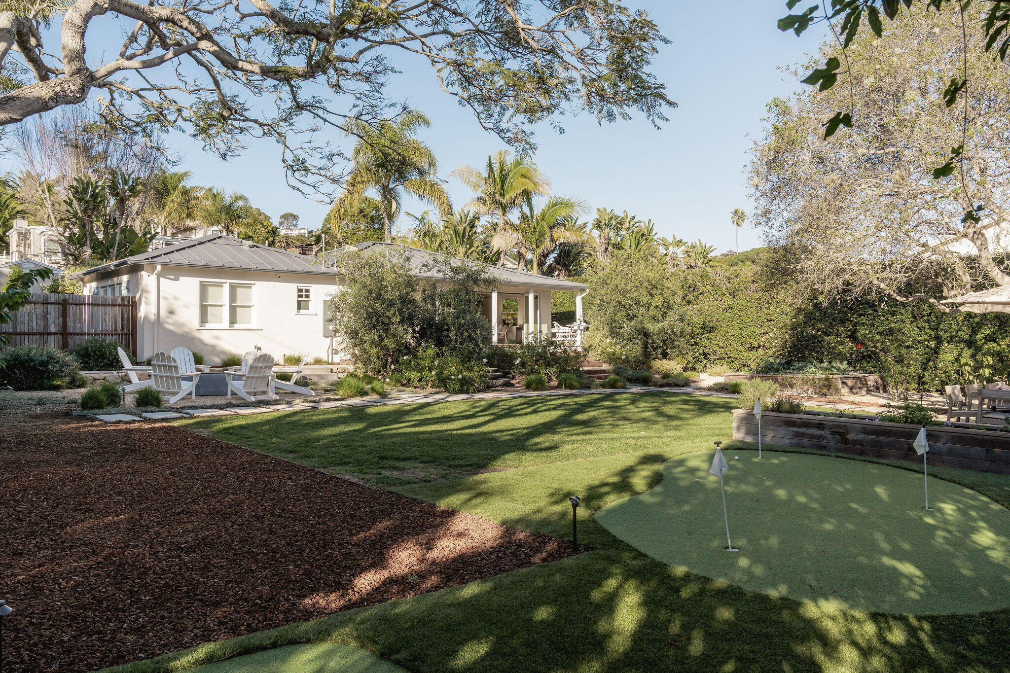 1437 San Miguel Avenue