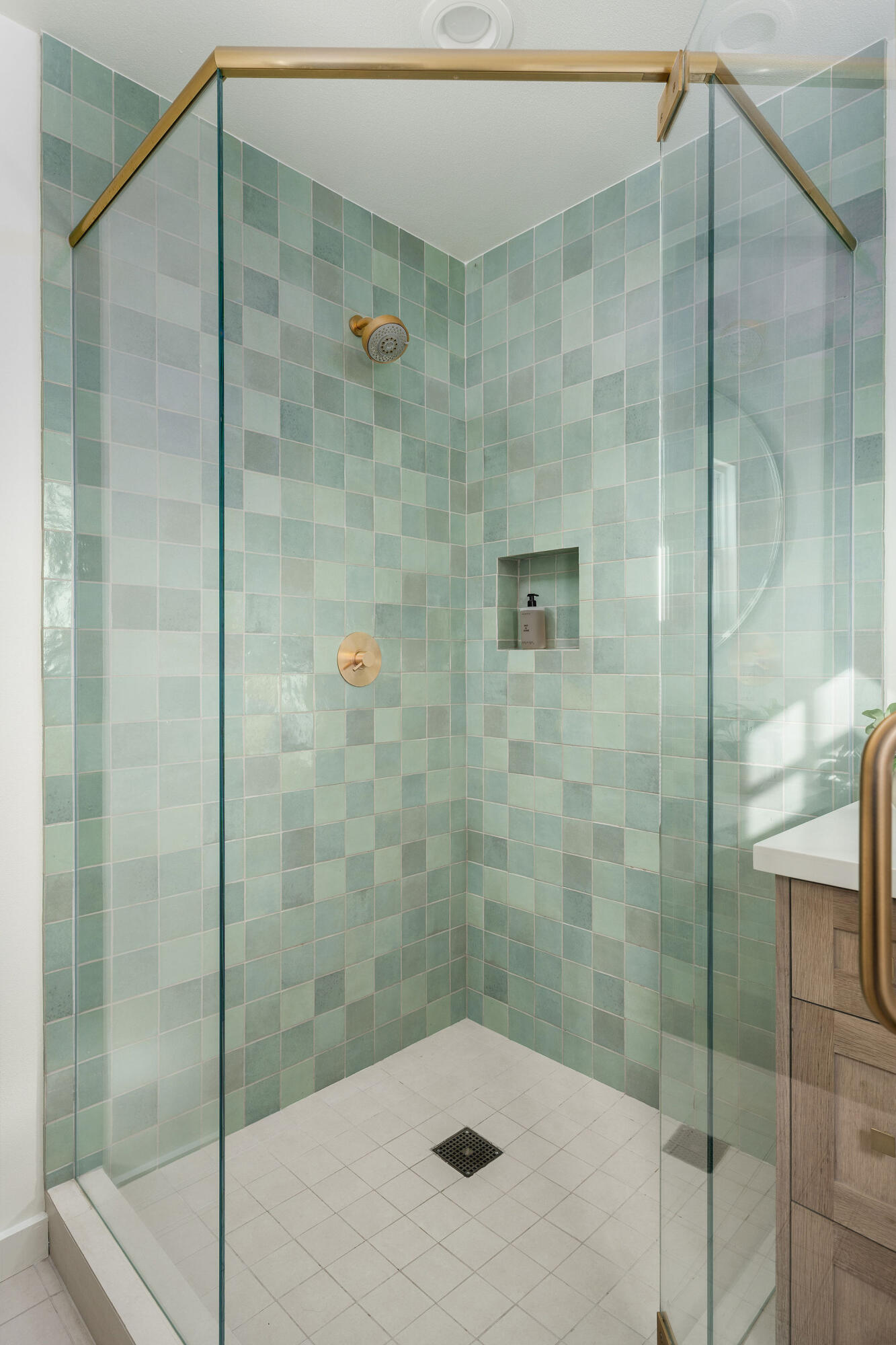 1437 San Miguel Avenue