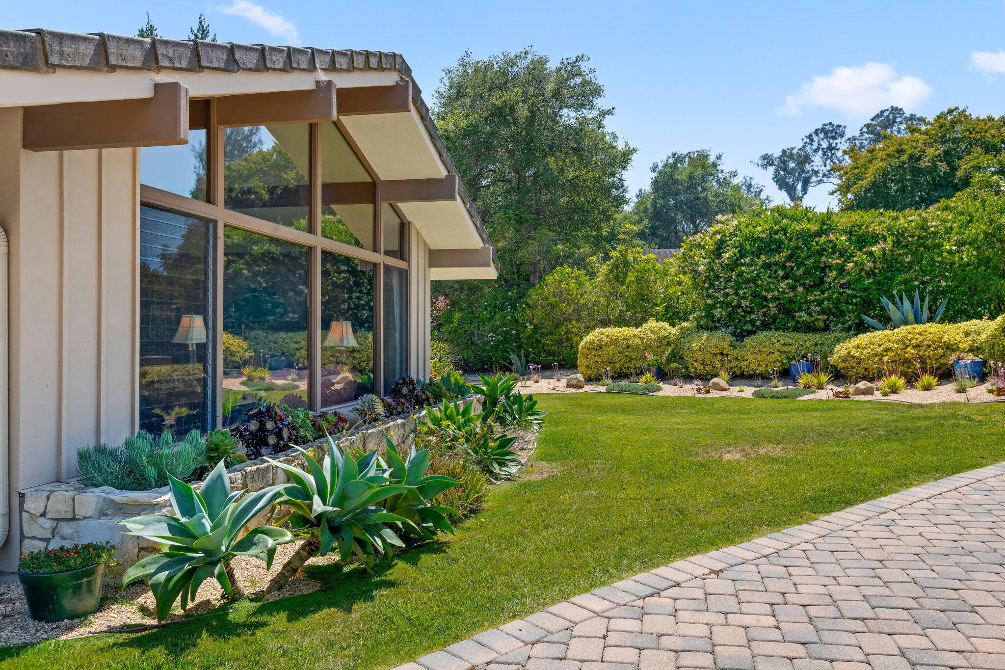 1163 Camino Viejo Road