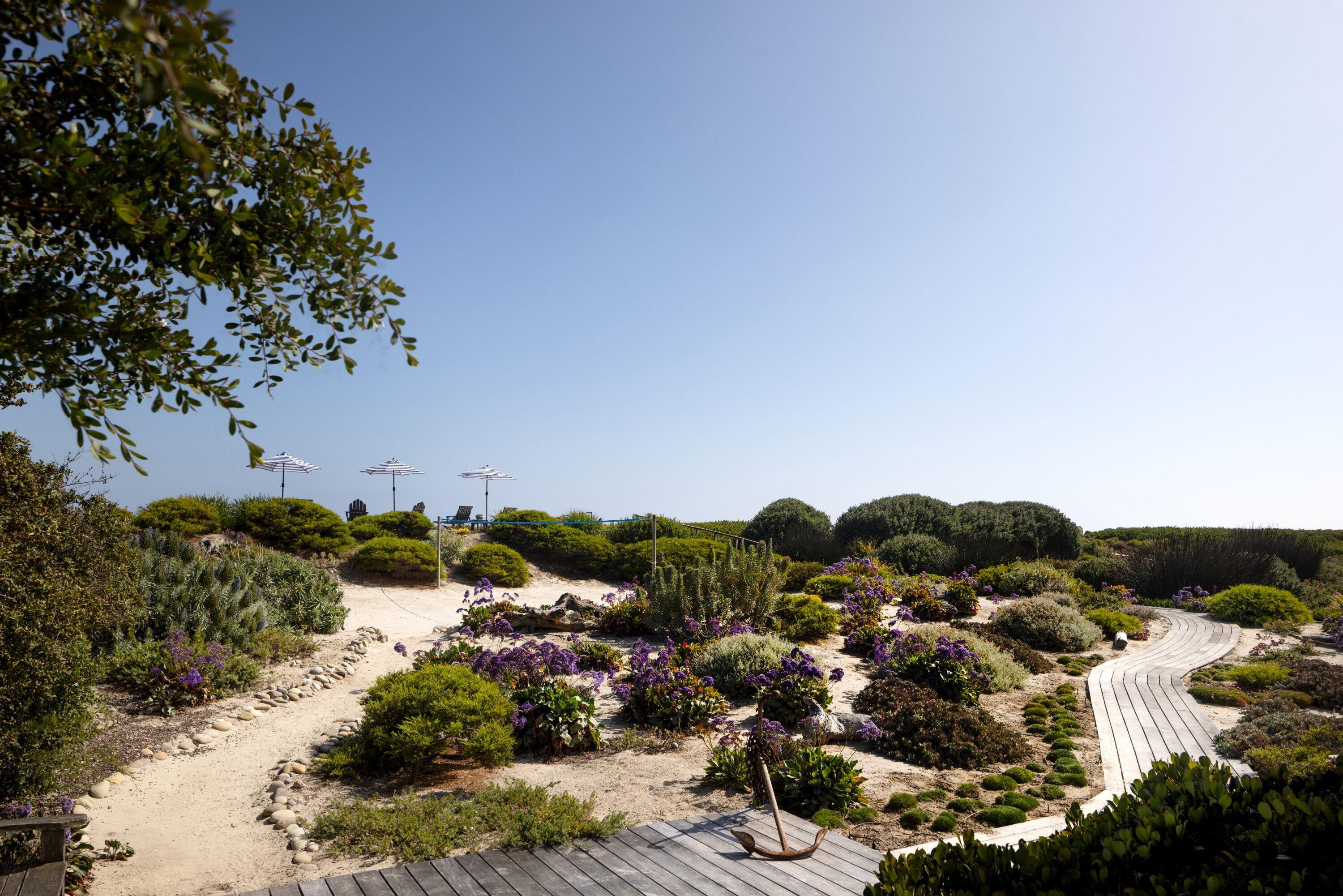4217 Avenue Del Mar
