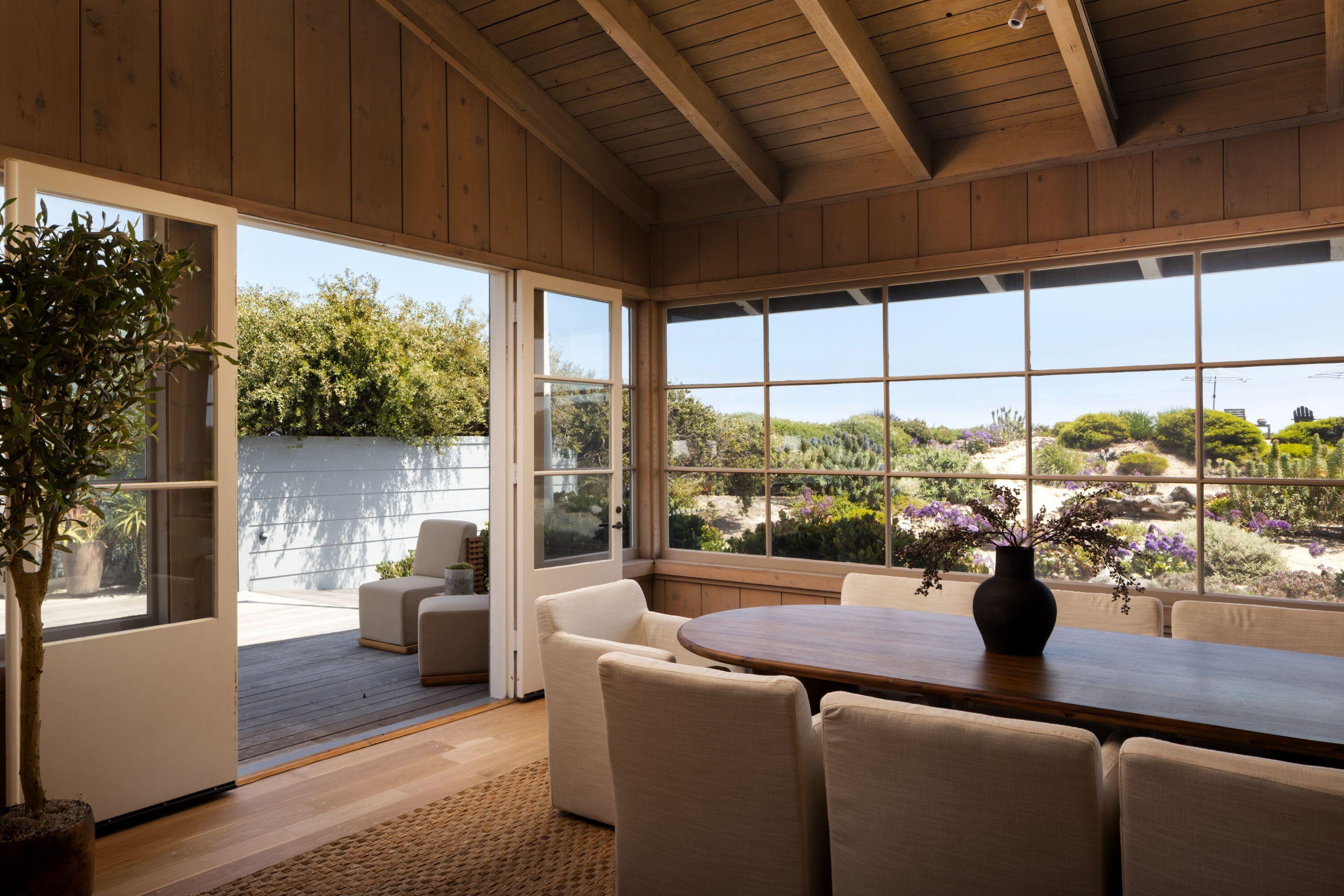 4217 Avenue Del Mar