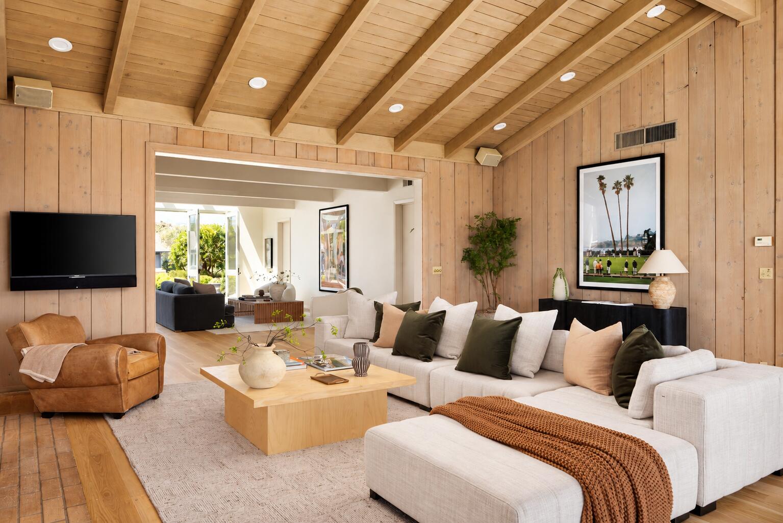 4217 Avenue Del Mar