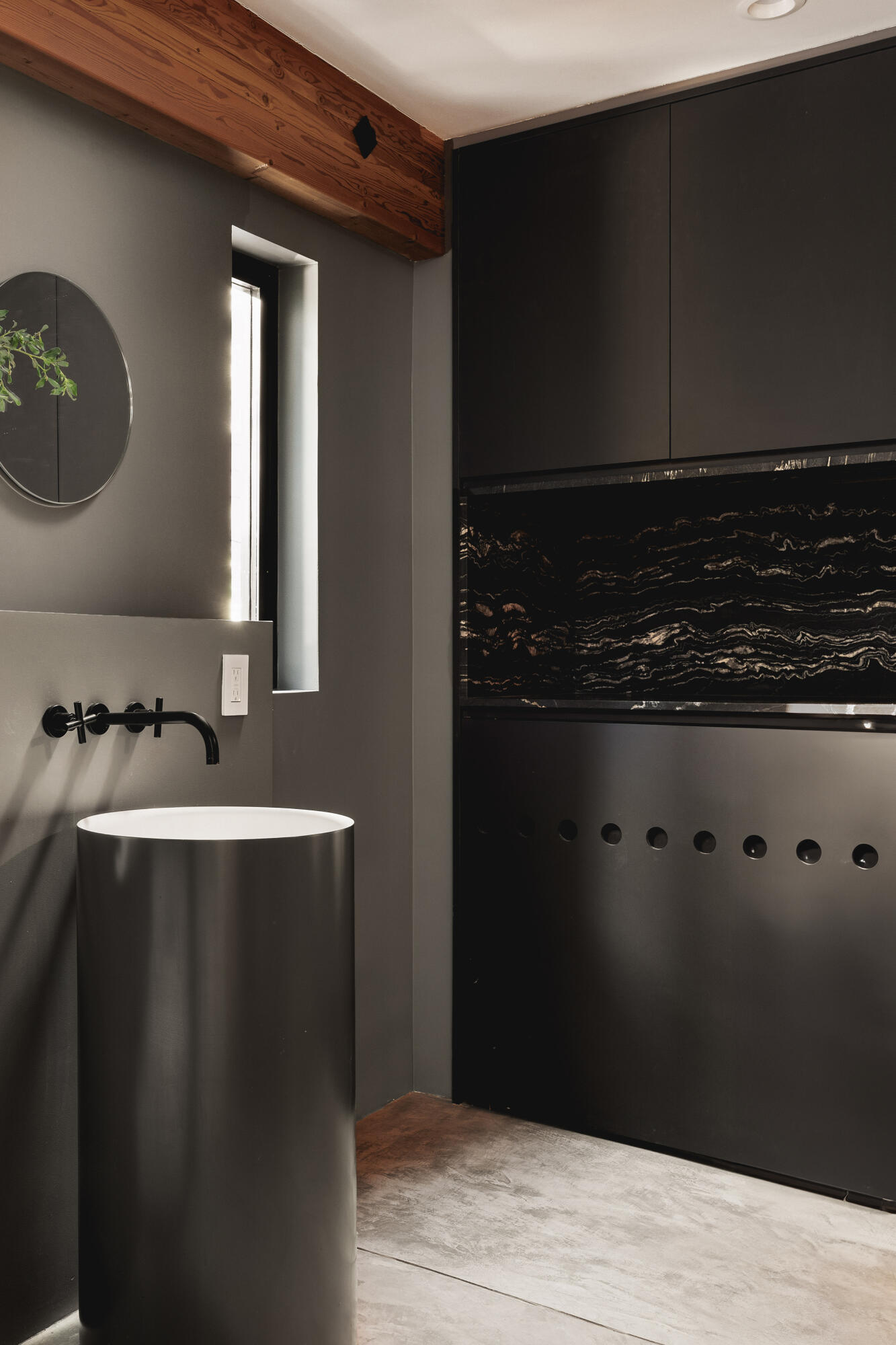 2315 Live Oak Meadows Road