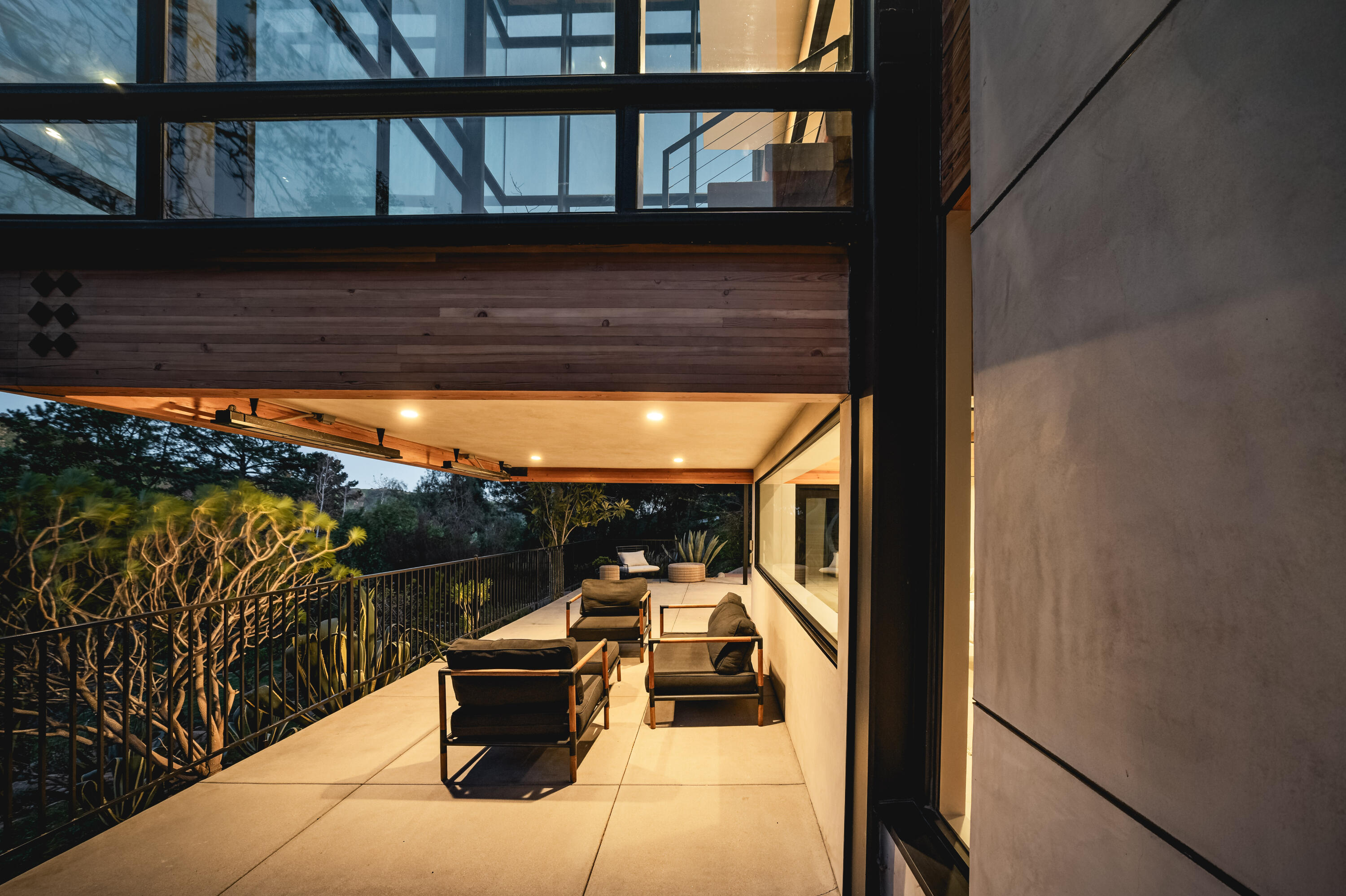 2315 Live Oak Meadows Road