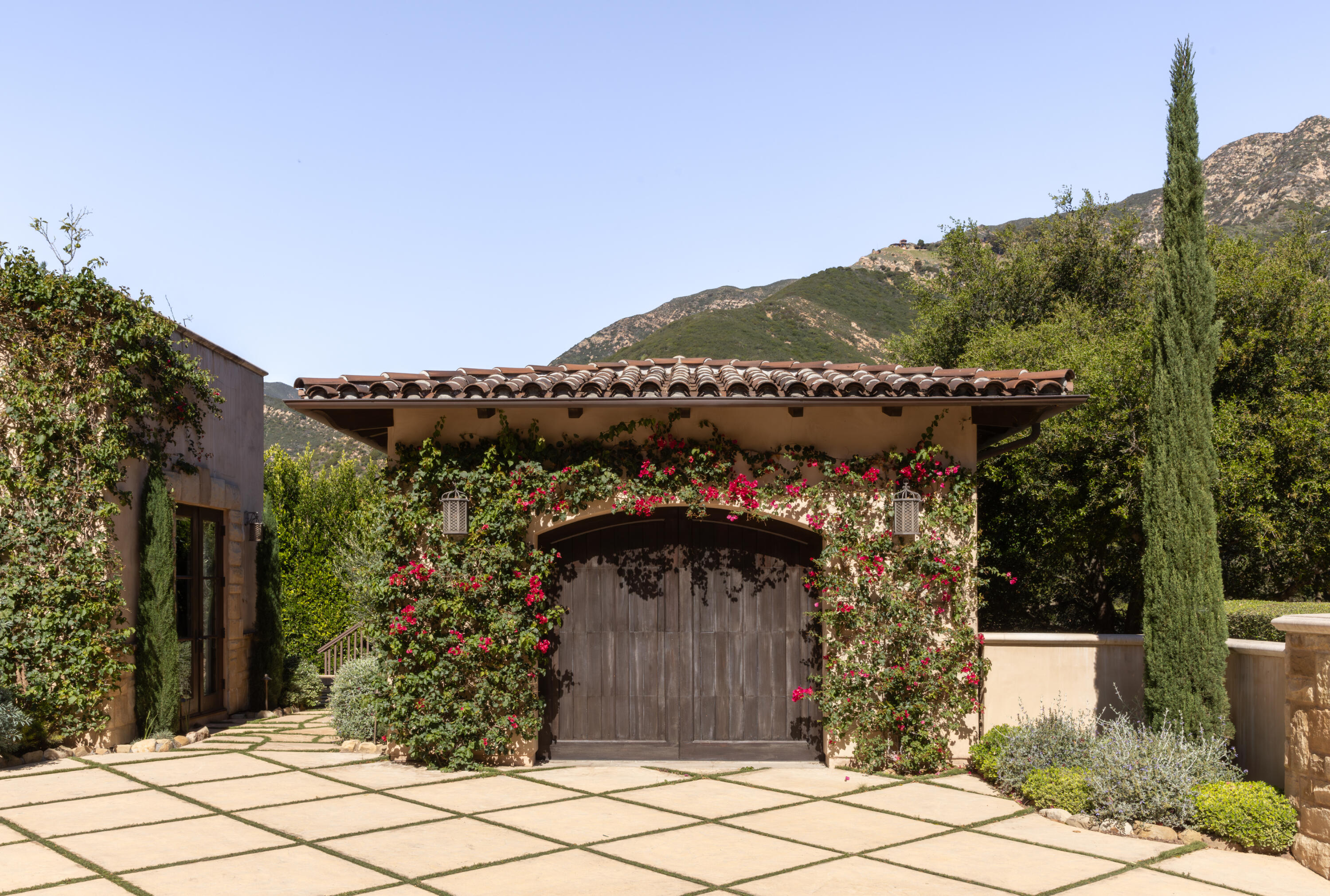 3091 Hidden Valley Lane