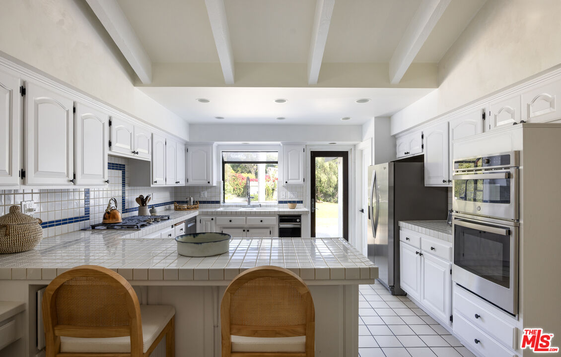 29328 Heathercliff Rd