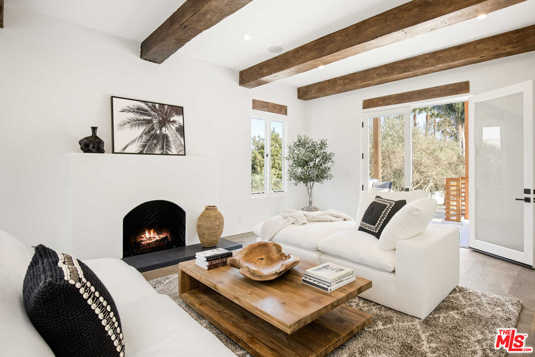 27405 Pacific Coast Hwy