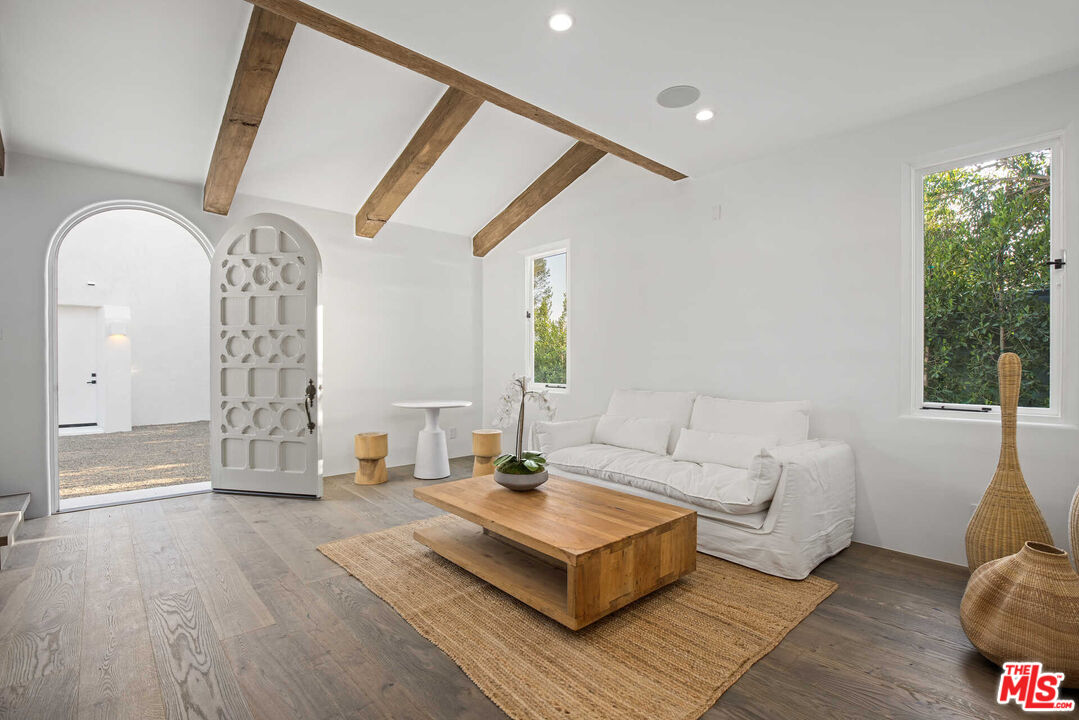 27405 Pacific Coast Hwy