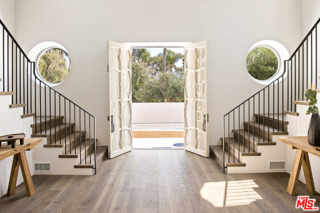 27405 Pacific Coast Hwy