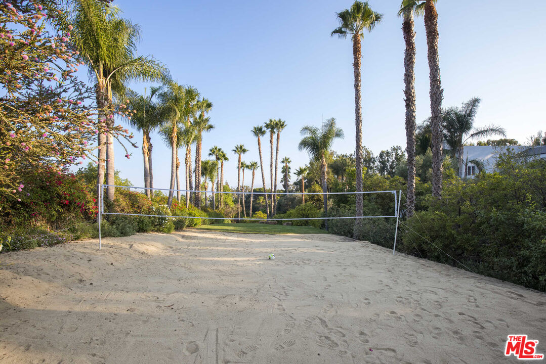 27405 Pacific Coast Hwy