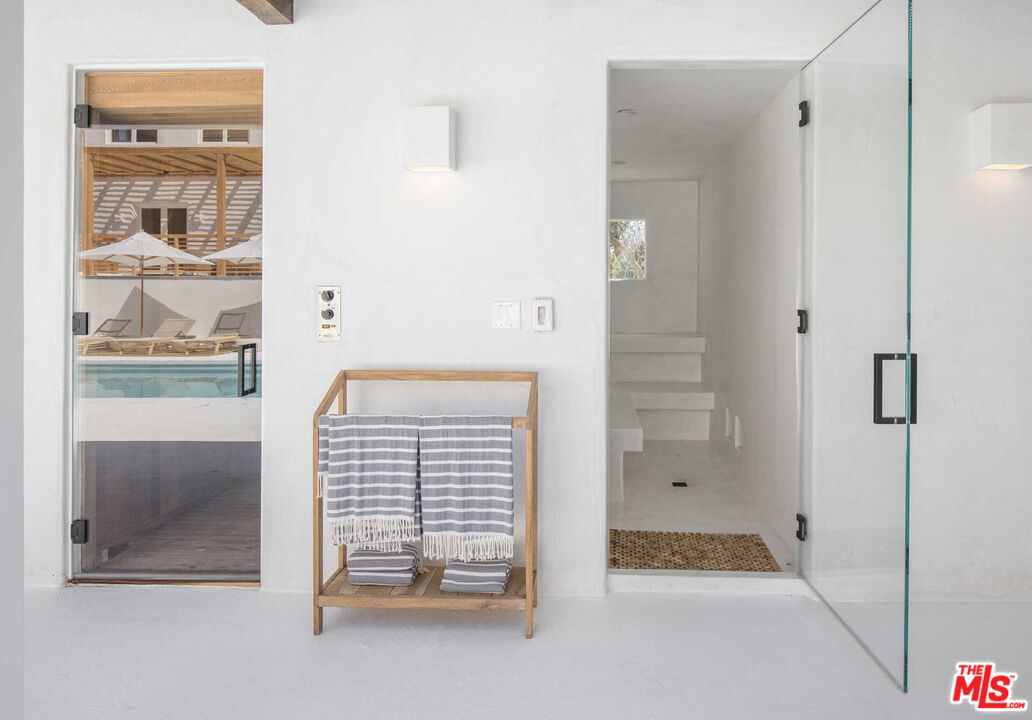 27405 Pacific Coast Hwy