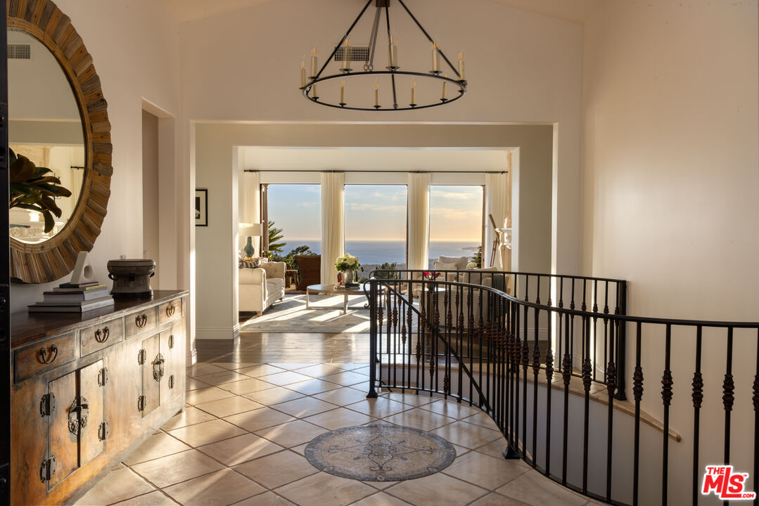 3091 Hidden Valley Ln