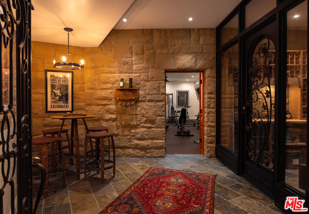 3091 Hidden Valley Ln