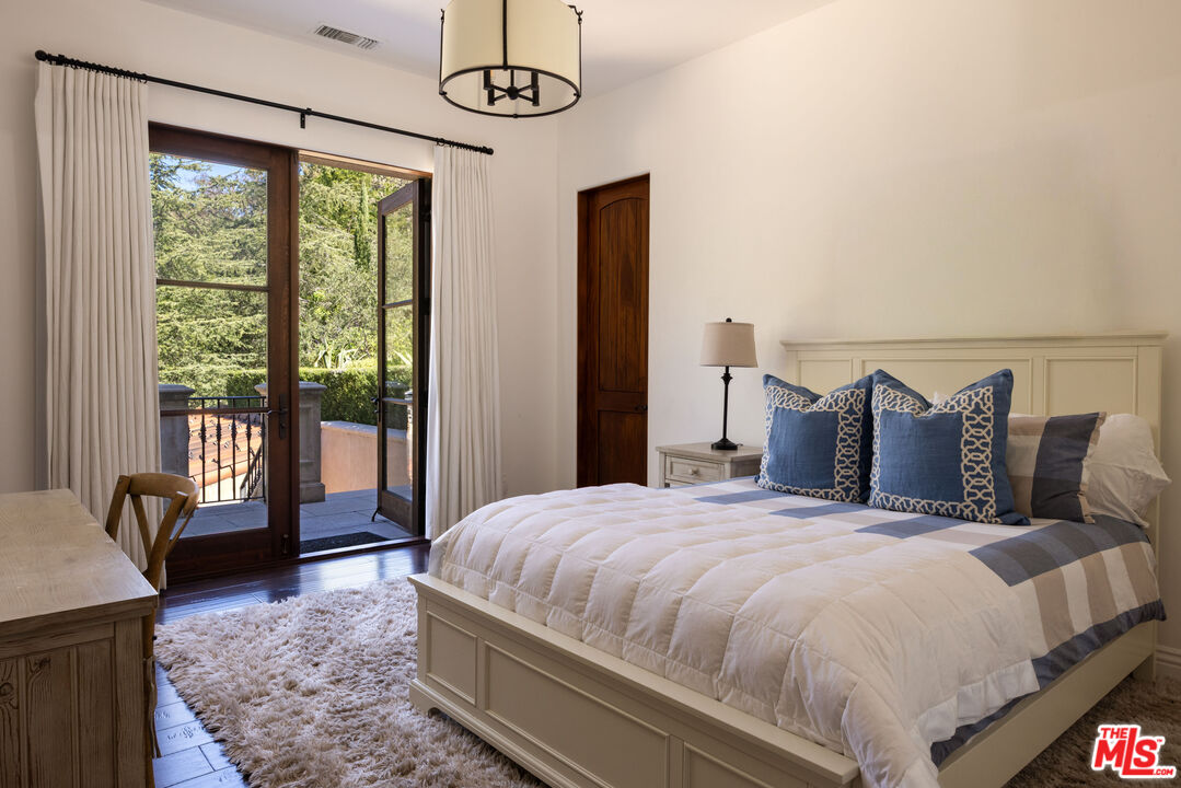 3091 Hidden Valley Ln