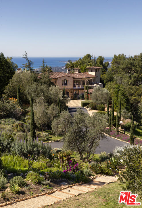 3091 Hidden Valley Ln