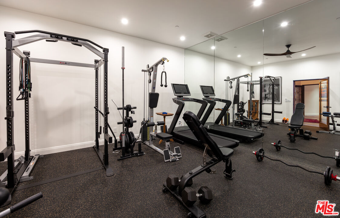 3091 Hidden Valley Ln