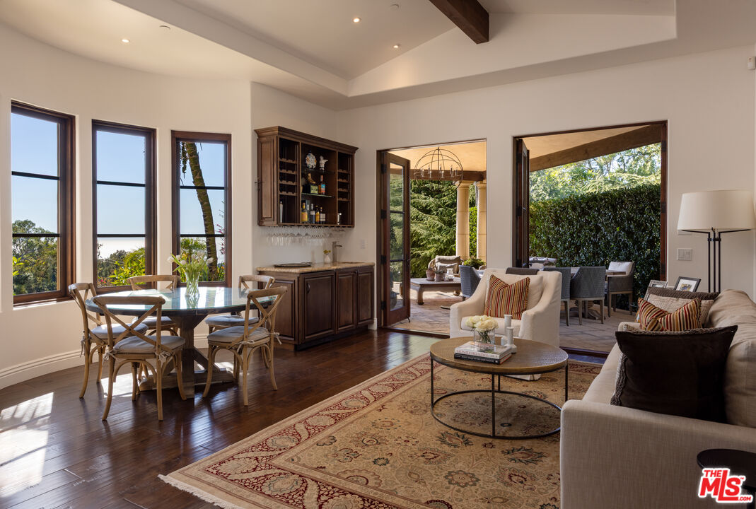 3091 Hidden Valley Ln