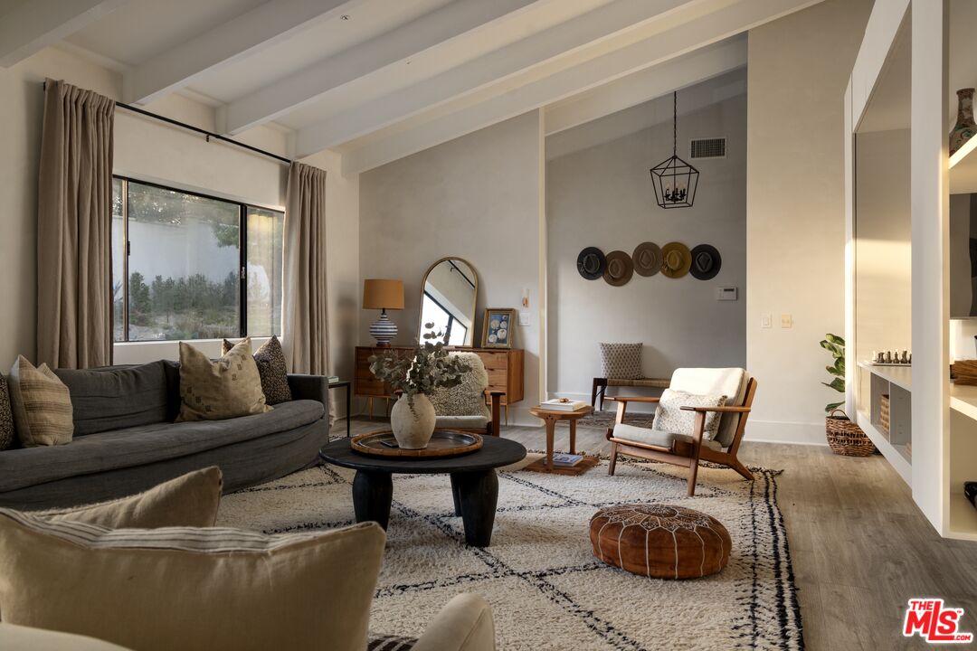 29328 Heathercliff Rd