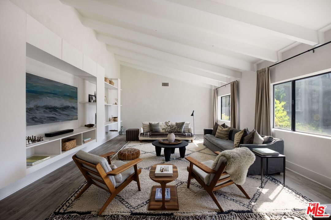 29328 Heathercliff Rd