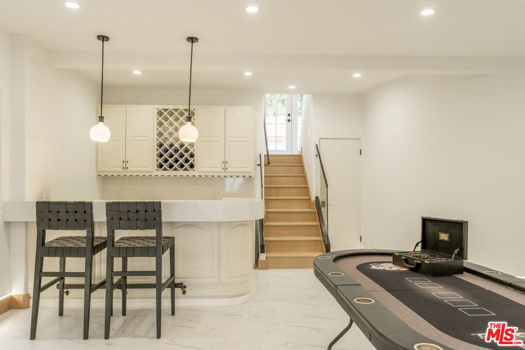 147 Napoleon St