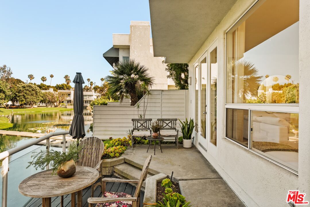 610 Harbor St Unit: 1