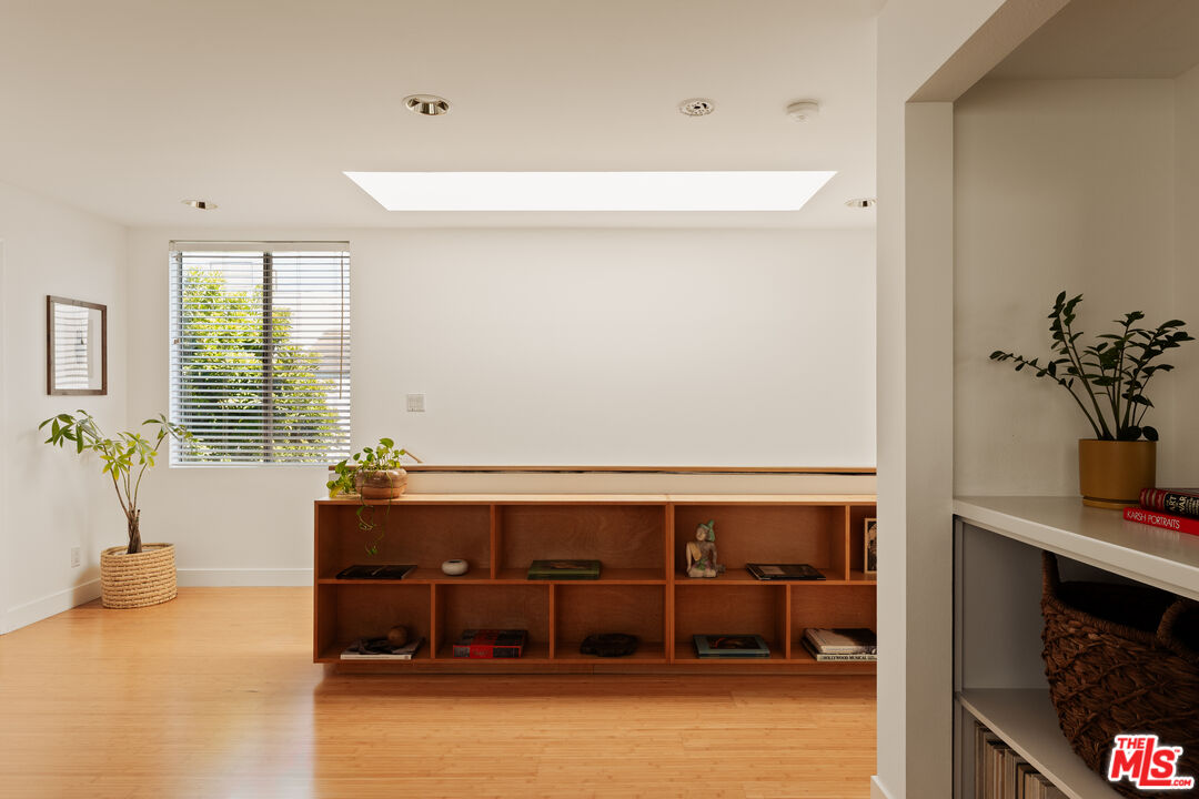 610 Harbor St Unit: 1