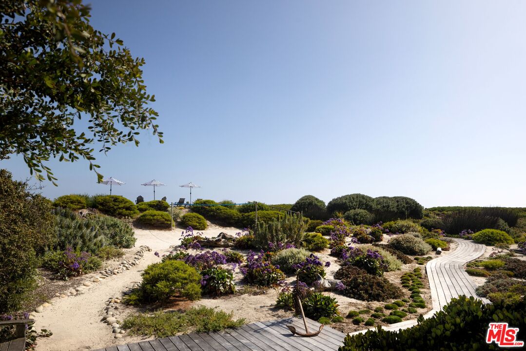 4217 Avenue Del Mar