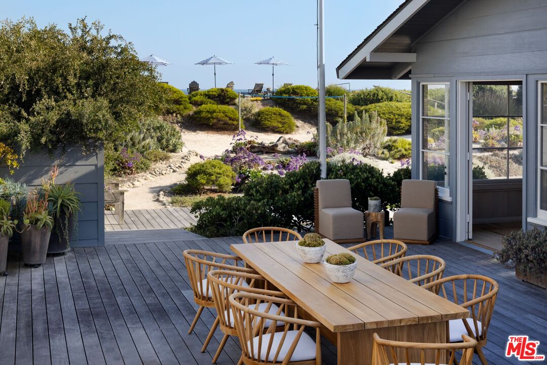 4217 Avenue Del Mar