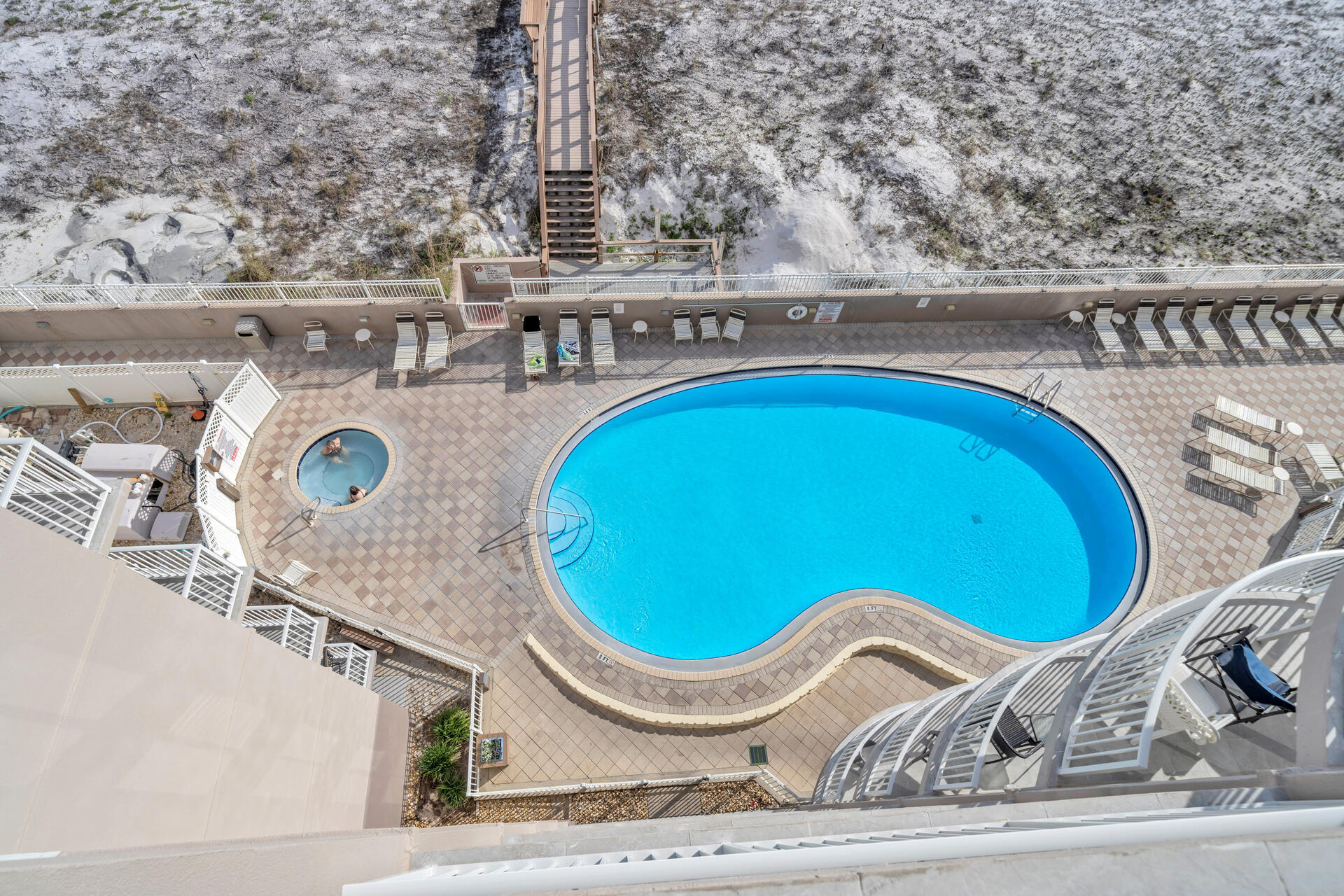 520 Santa Rosa Boulevard 705