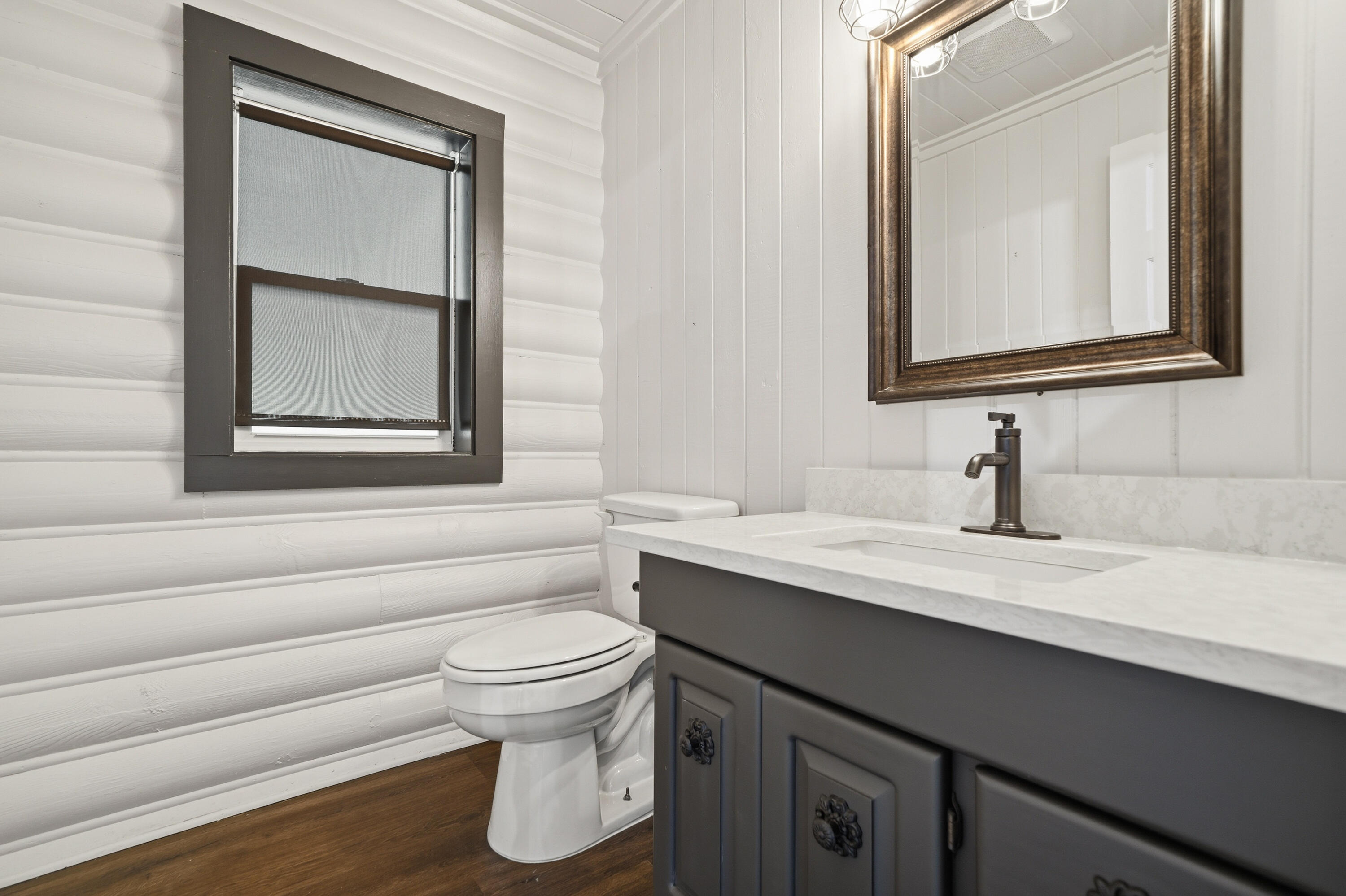 3098 Log Cabin Lane