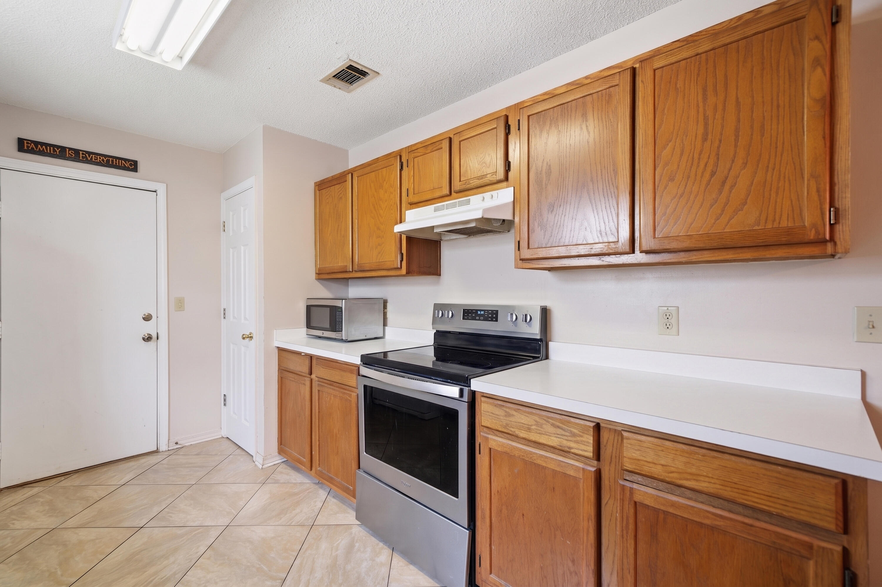 236 Nautica Way