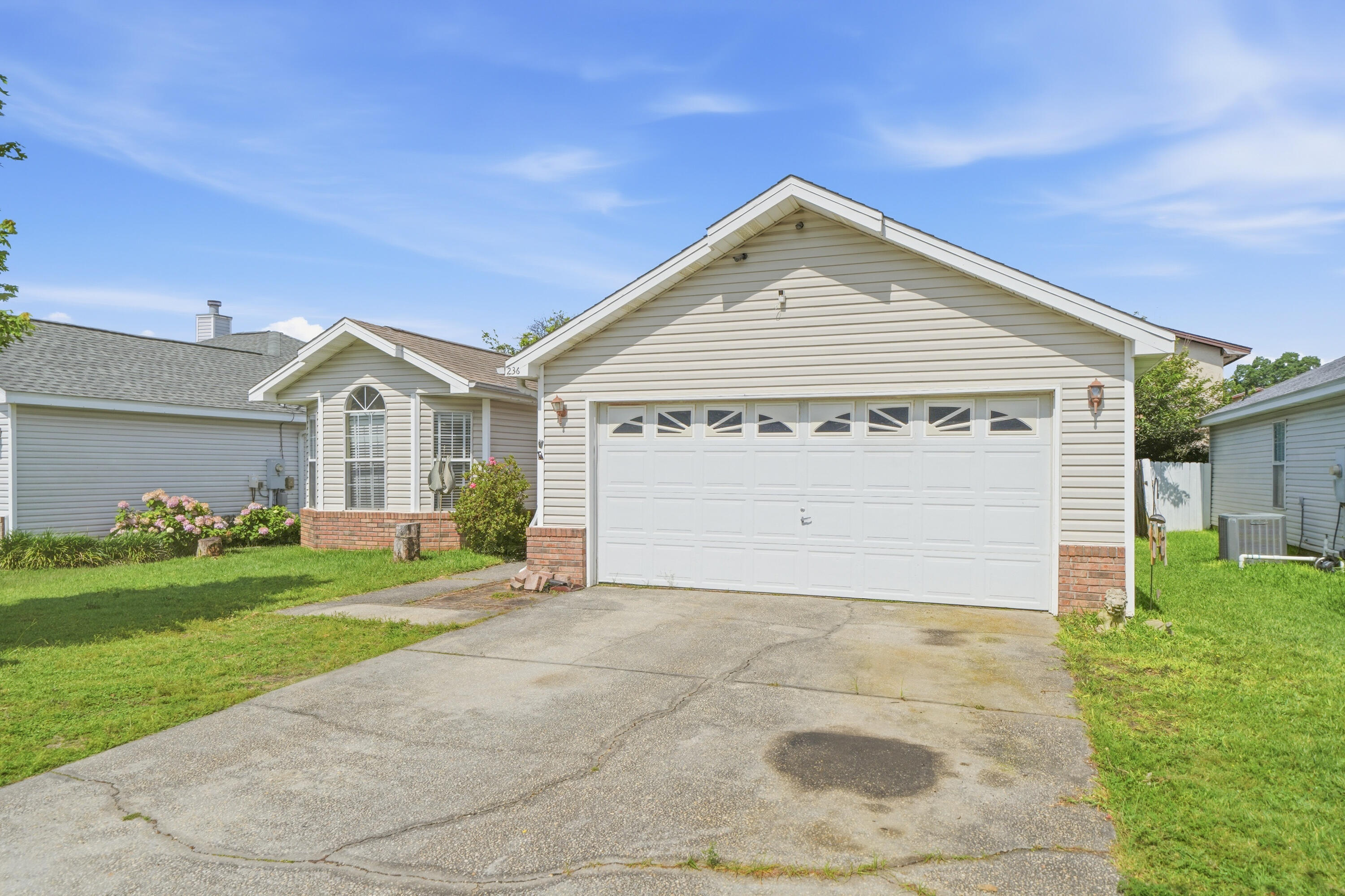 236 Nautica Way