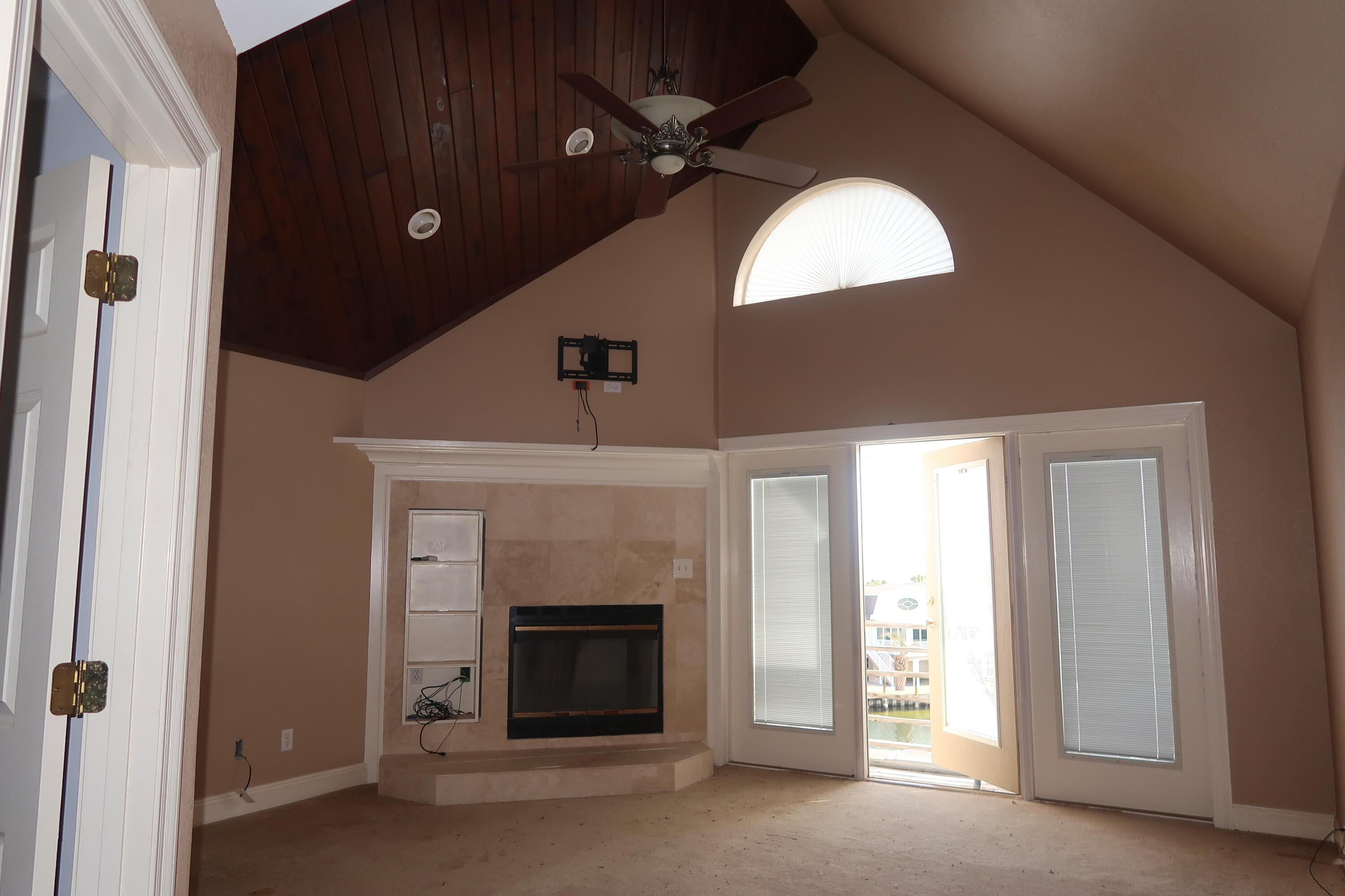 137 Durango Road, 137