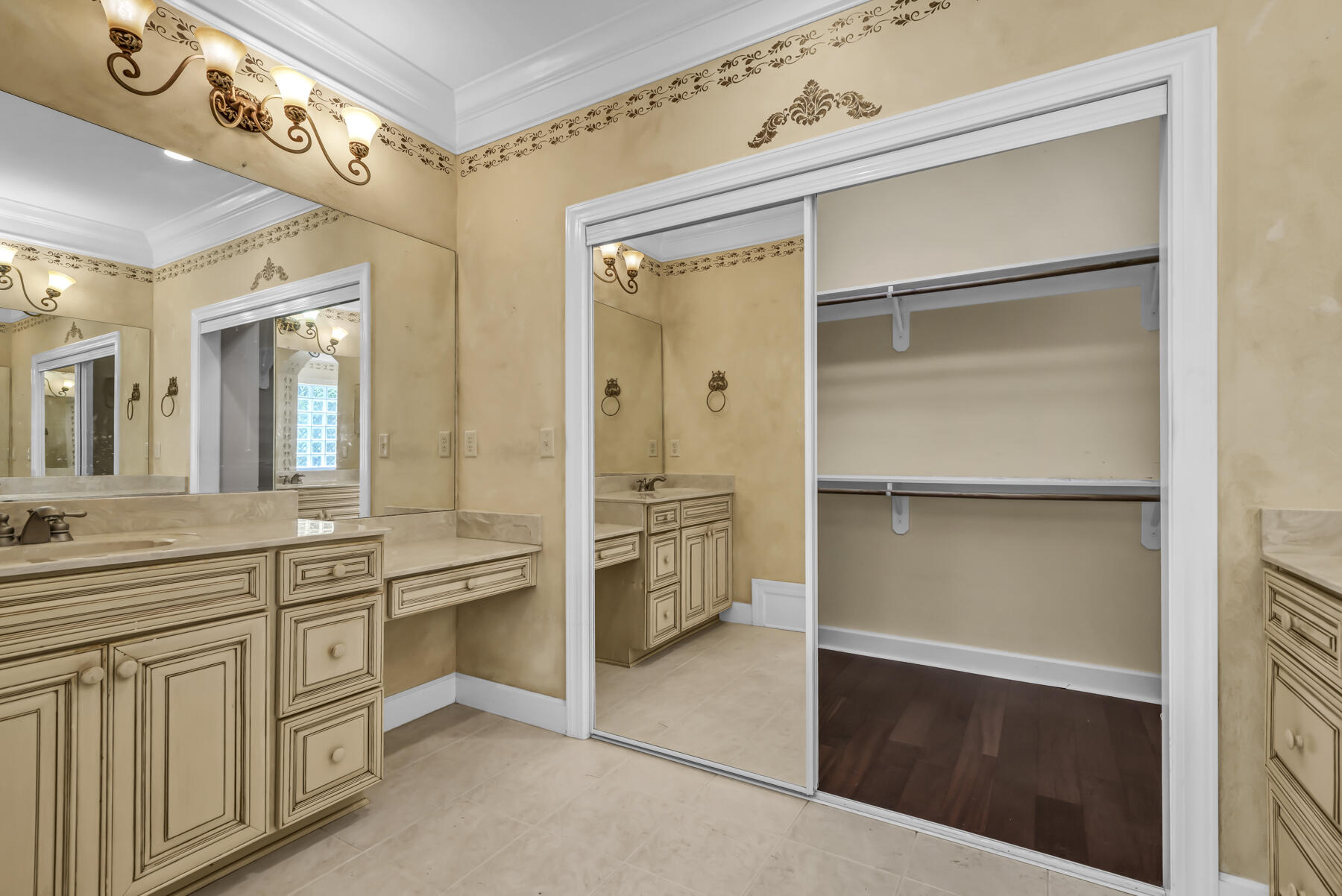 1348 Windward Circle