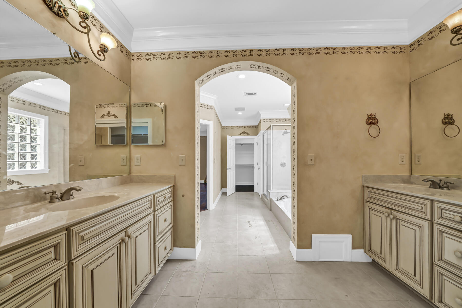 1348 Windward Circle