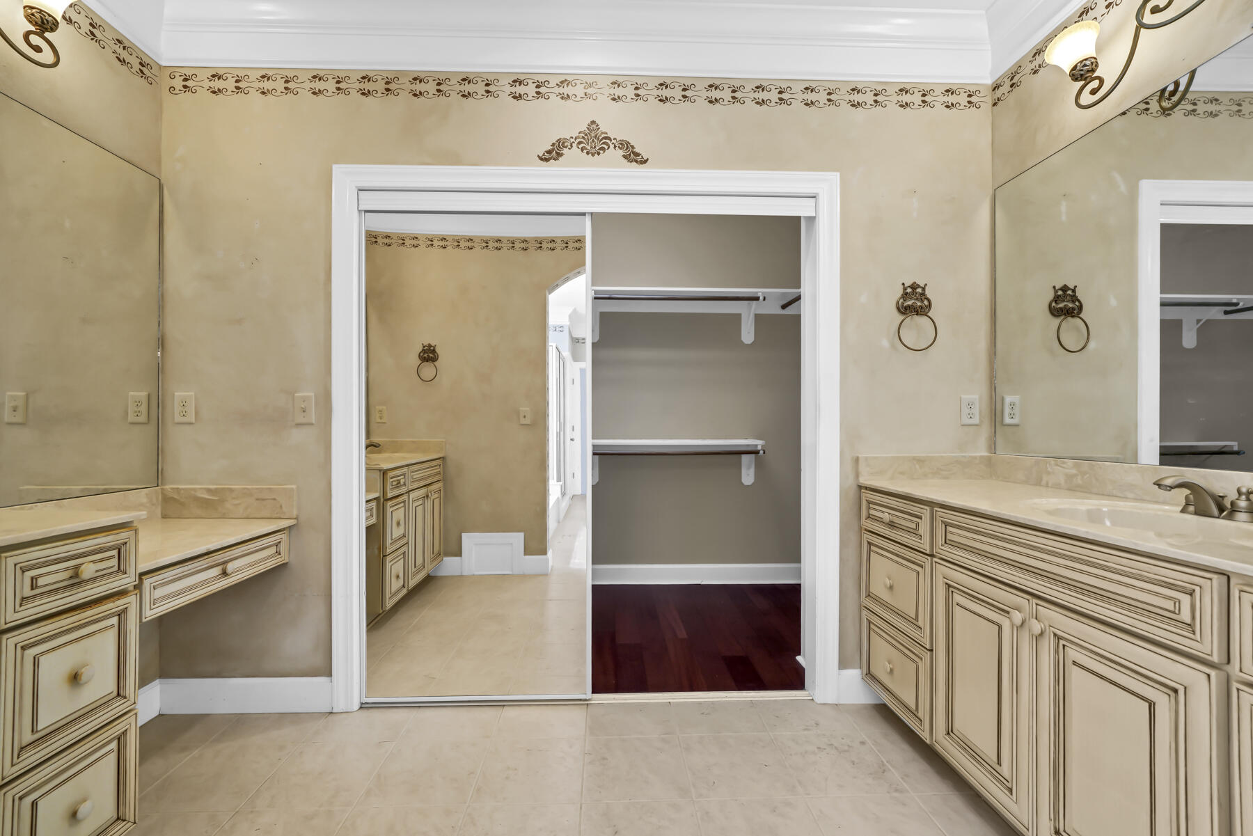 1348 Windward Circle