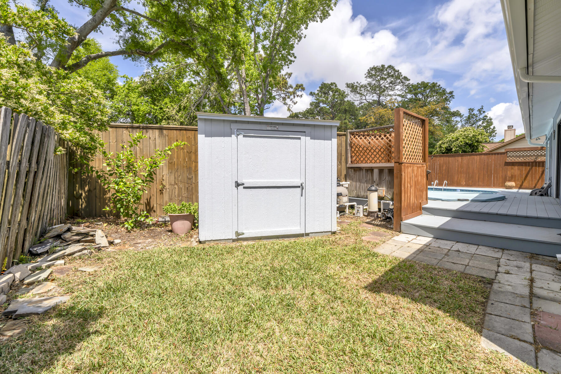 22 Tanglewood Circle