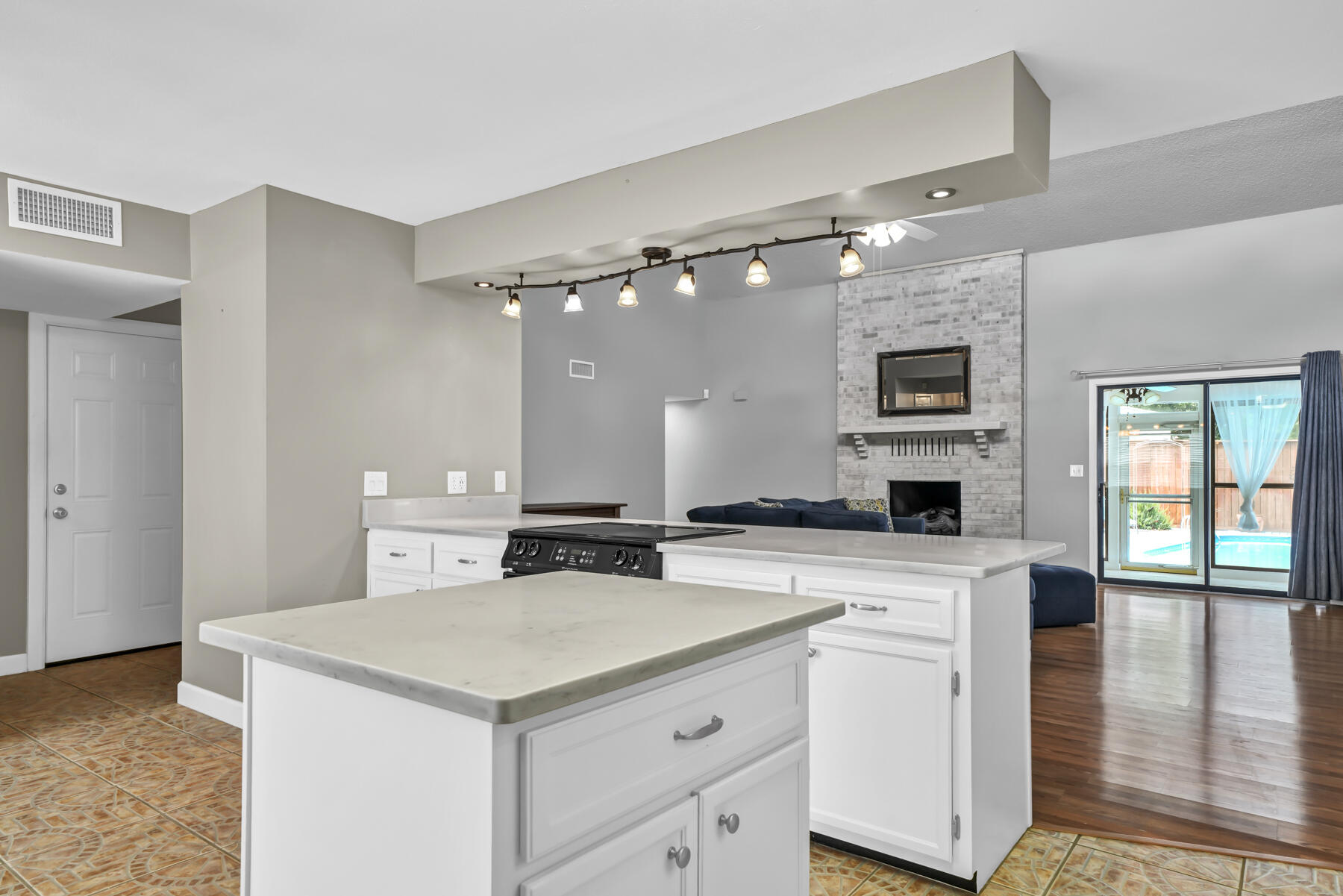 22 Tanglewood Circle