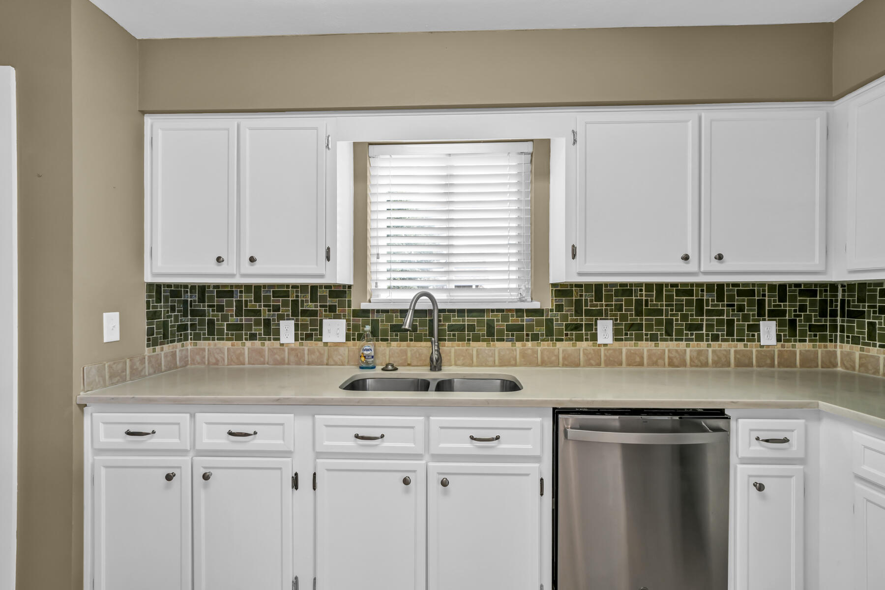 22 Tanglewood Circle