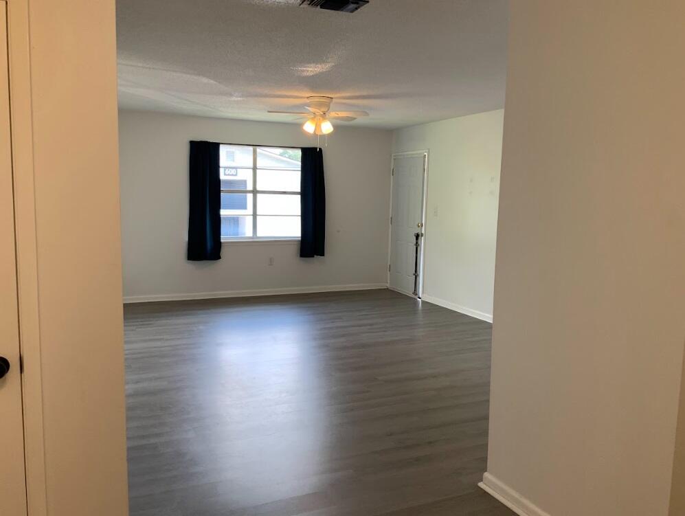 601 Colonial Drive, APT 7