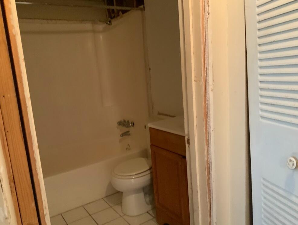 209 W Miracle Strip Parkway, APT C205