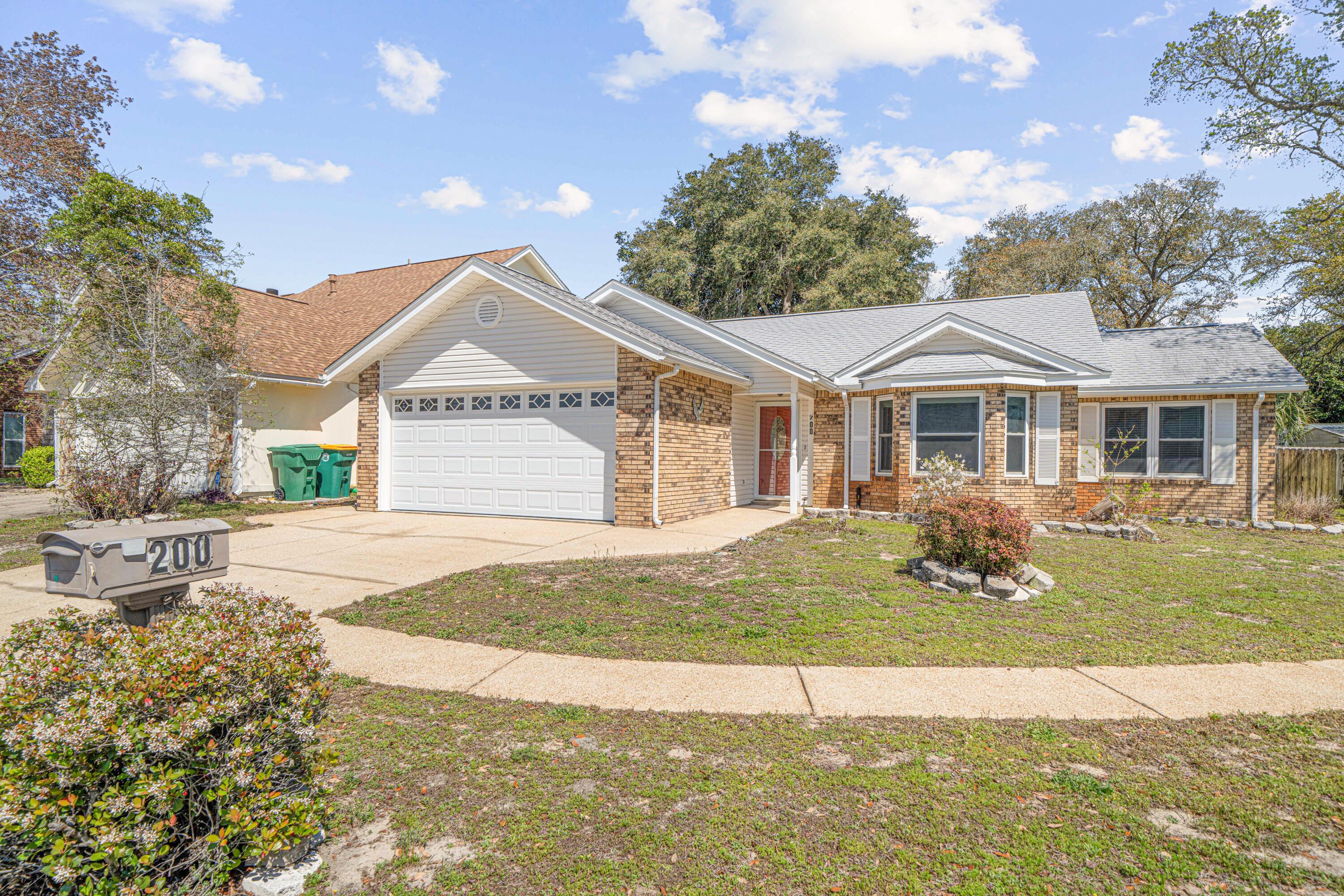 200 Woodland Park Circle