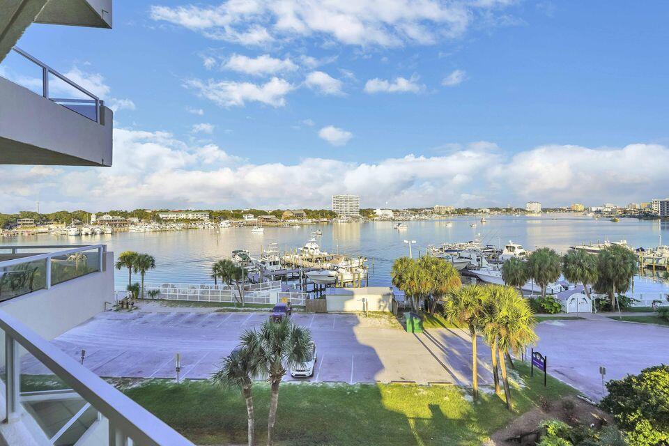 100 Gulf Shore Drive, 202